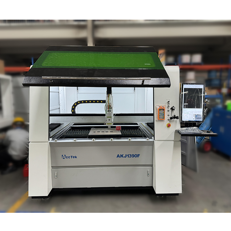 Jinan-レーザー切断機,CNC密閉型ファイバー金属,レイ - Industrial Fiber Laser Cutting Machine のレビューと価格