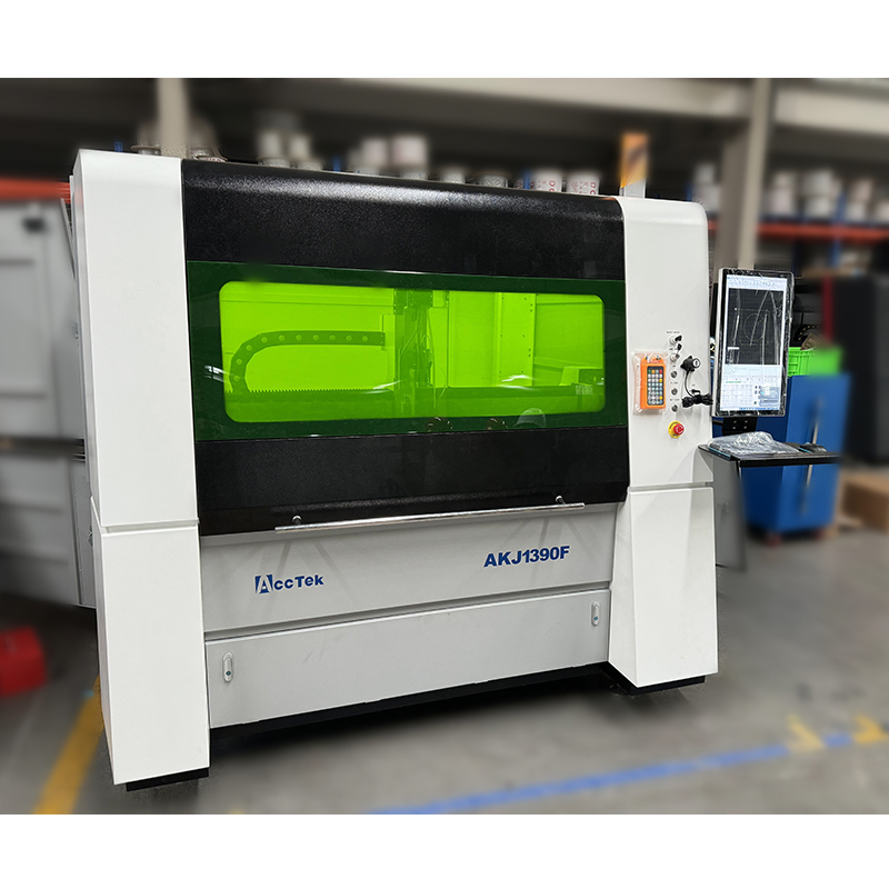 Jinan-レーザー切断機,CNC密閉型ファイバー金属,レイ - Industrial Fiber Laser Cutting Machine のレビューと価格